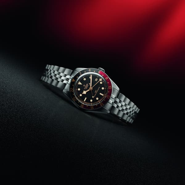 Black Bay 58 GMT — 廣受歡迎的GMT錶款現推出五珠鏈帶版本
