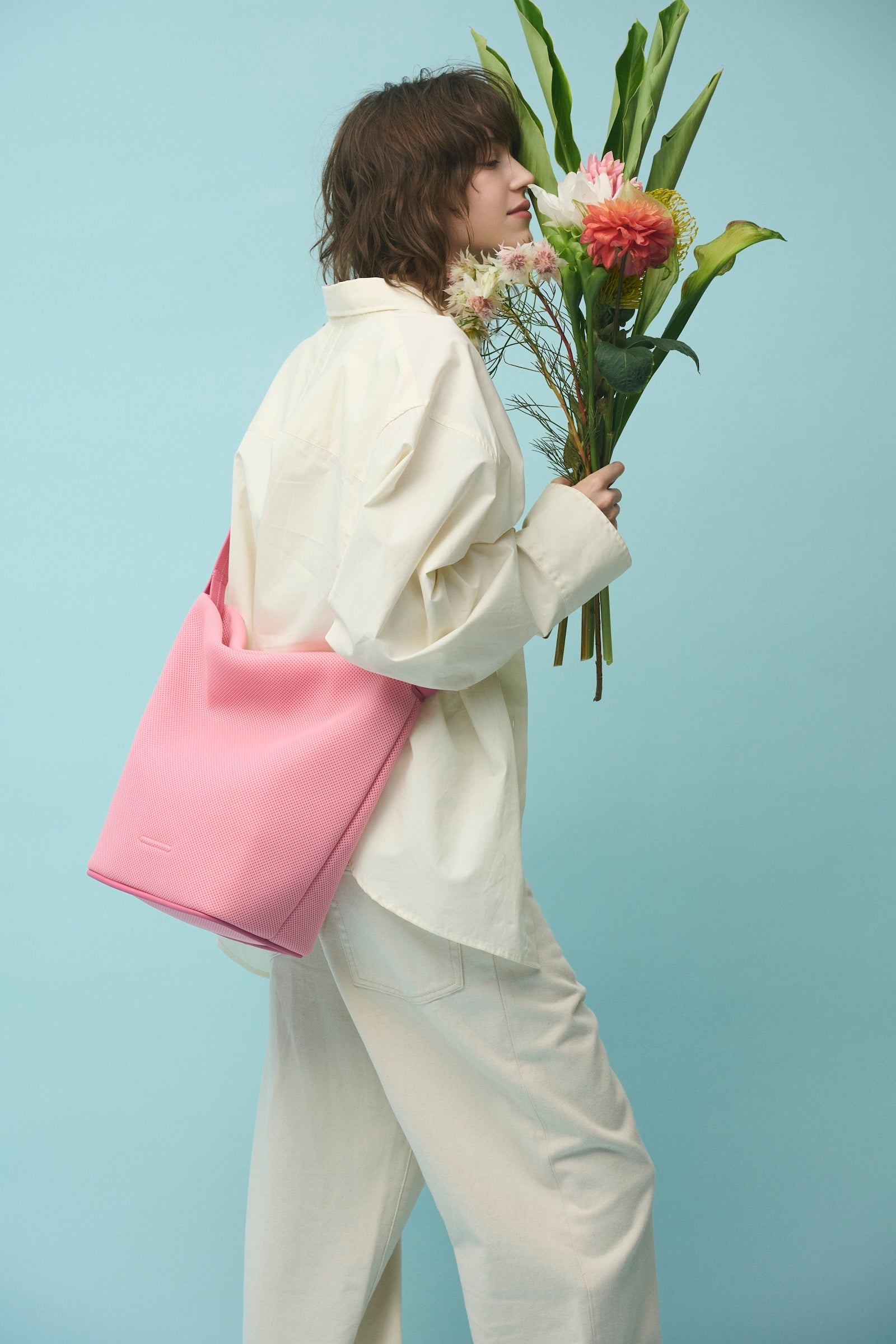 กระเป๋าโฮโบตาข่ายสีดำ