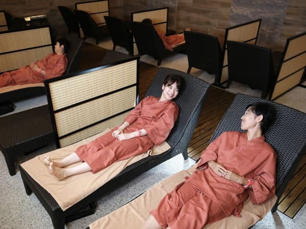 라돈 온천 내부