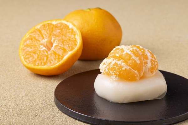 Mikan Mochi
