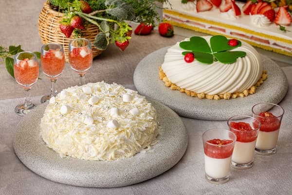 White chocolate finished Soufflé Cheese and Four-Leaf Clover