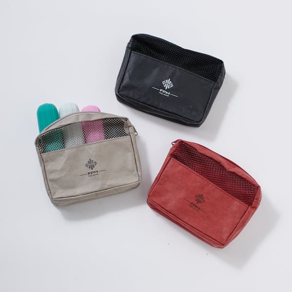 Japan-exclusive original novelty: silicone bottle set in Italian flag colors