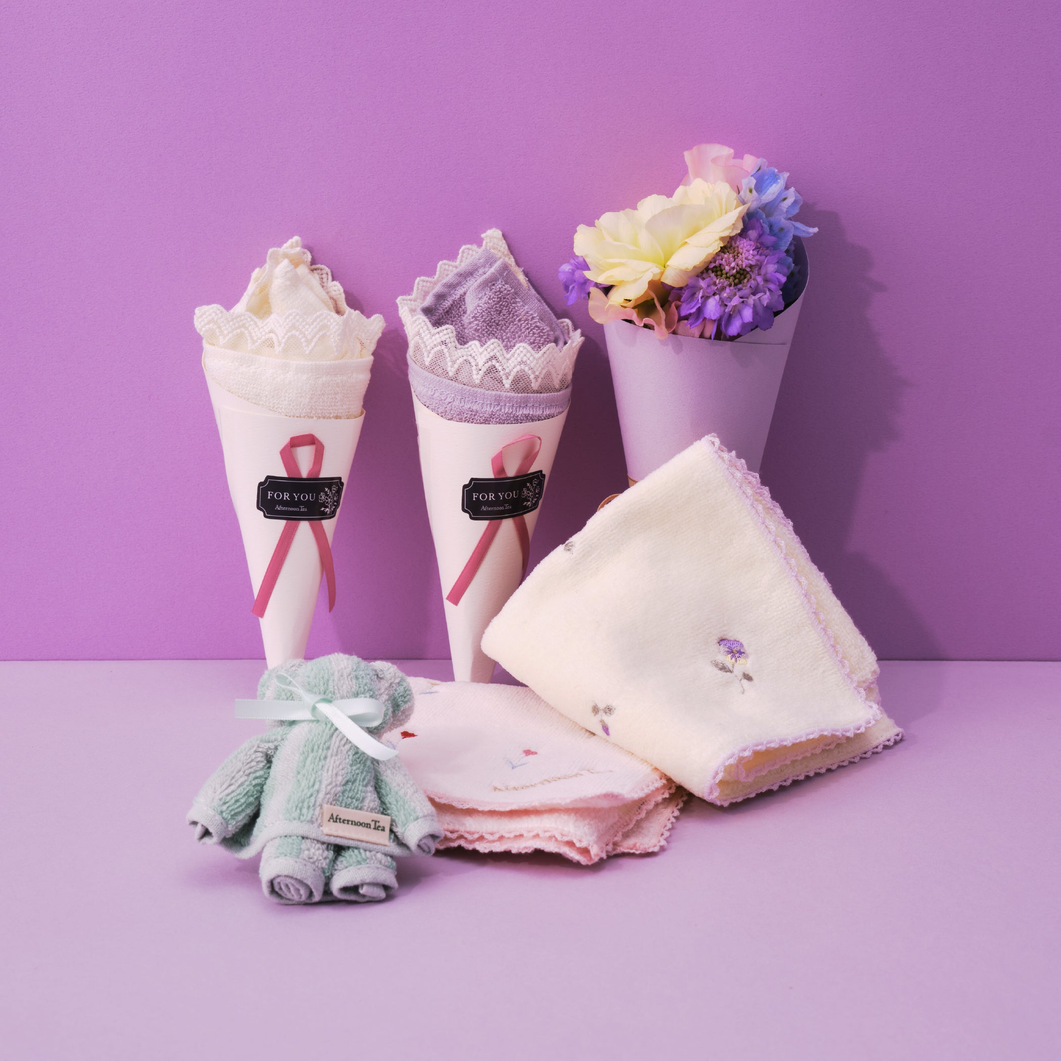 Handuk Mini Buket ¥660 per buah, Beruang Handuk ¥660, Handuk Mini Bordir Bunga ¥880 per buah