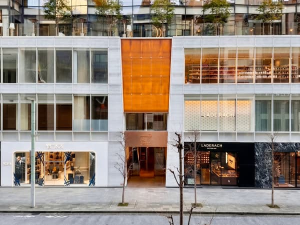 츄오도리를 따라 ONE GINZA