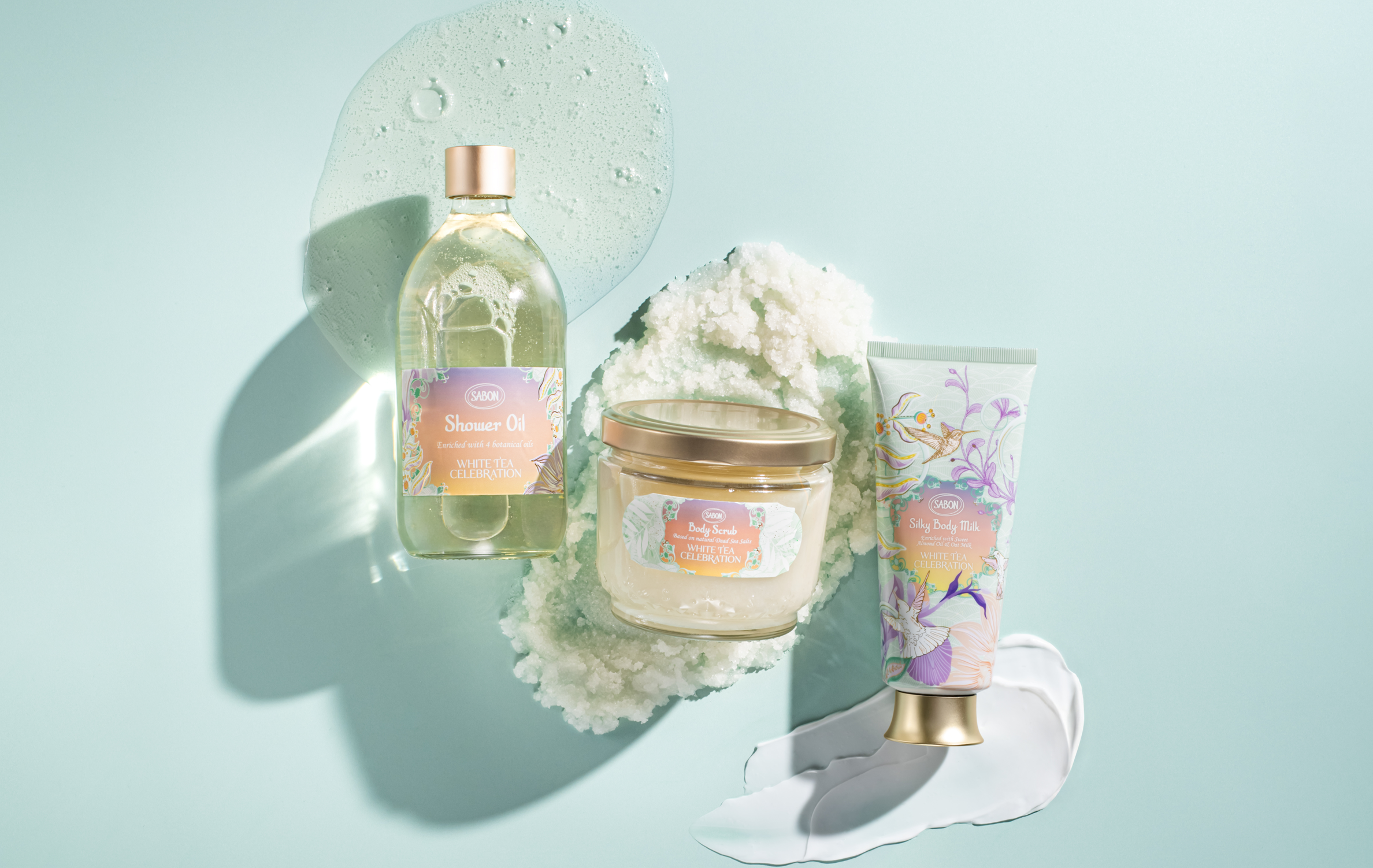 화이트 티 컬렉션 제품