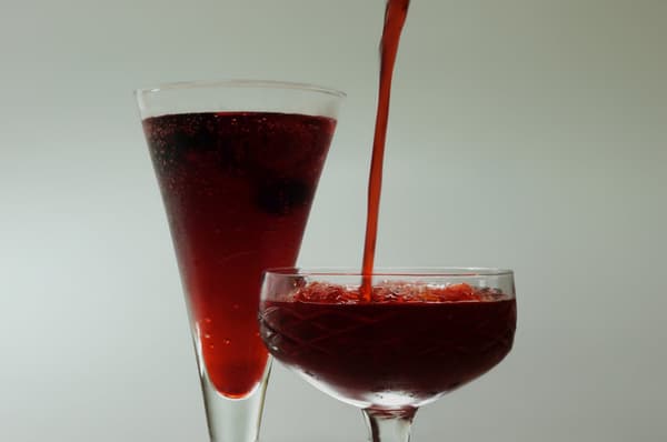 Licor con sabor a frambuesa a base de vodka y sake