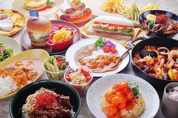 El último restaurante elegante presenta «aproximadamente 80 tipos» de platos de «cocina mundial y japonesa», perfectos para las redes sociales