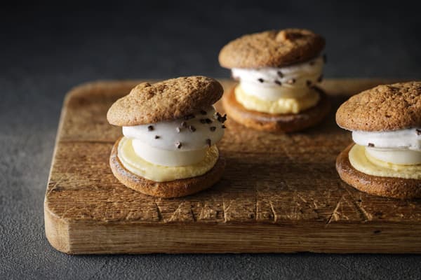 ควบคุมการผลิตโดยเชฟ Susumu Koyama เจ้าของร้าน PATISSIER eS KOYAMA