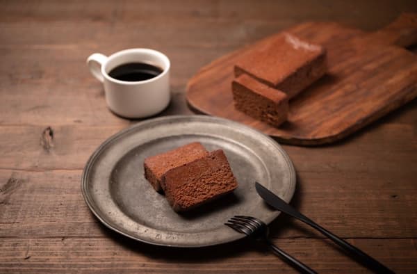 2인 이상인 경우 일반 사이즈 THE chocola를 추천합니다.