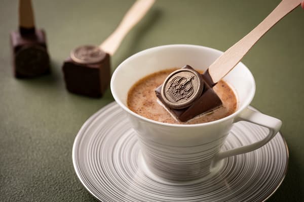 Rich Chocolat Chaud & Hot Milk Set