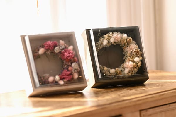 Ivory / Pink – ¥9,900 (tax included)