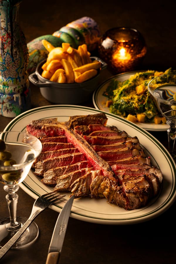 District Brasserie·Bar·Lounge（Kimpton Shinjuku Tokyo，2F）