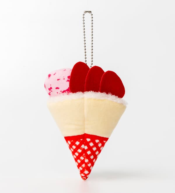 Marion Crepes × Hello Kitty Plush Charm – Strawberry Special ver. (detail)