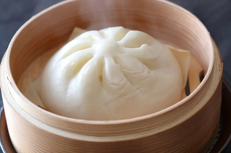 Steamed meat bun image