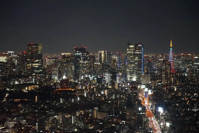 The night view is exceptionally beautiful.