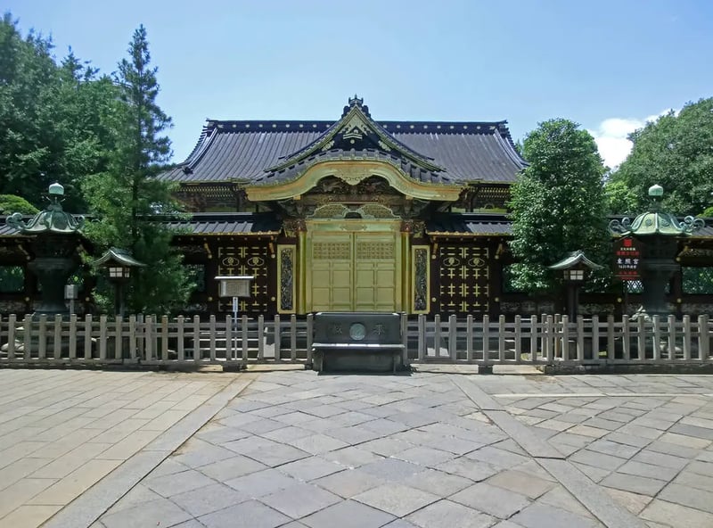 Ueno Toshogu Shrine (上野東照宮)