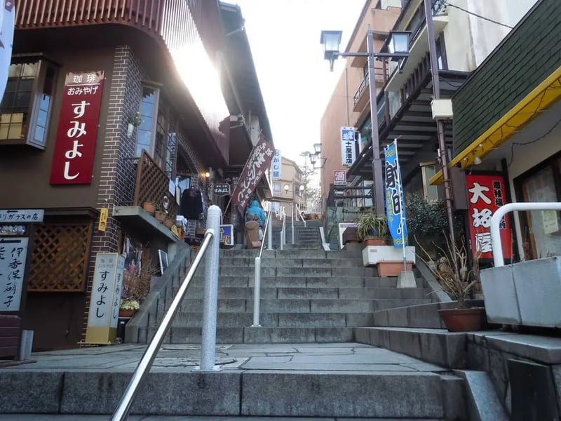 Ishidan-gai