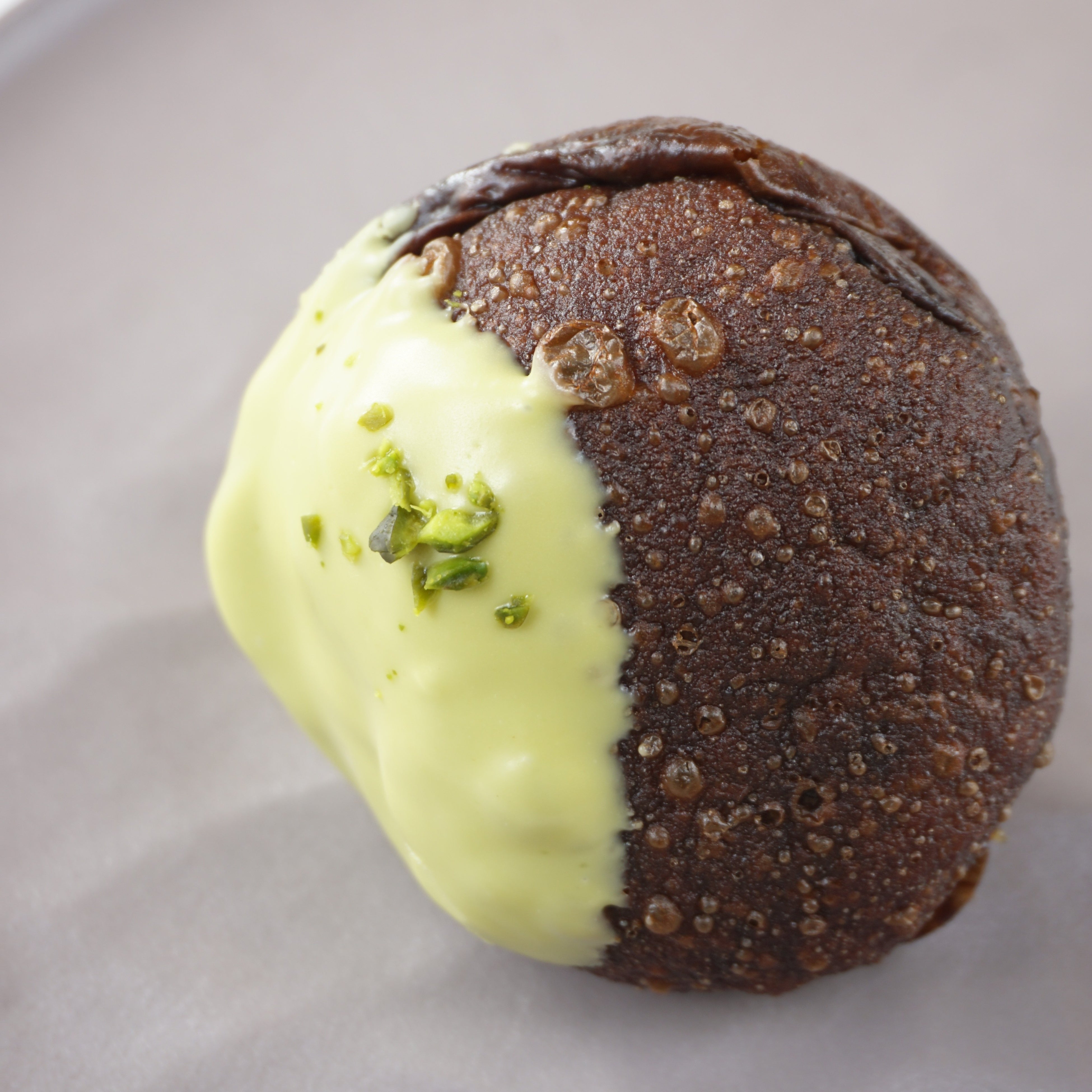 Pistachio Nama Donut