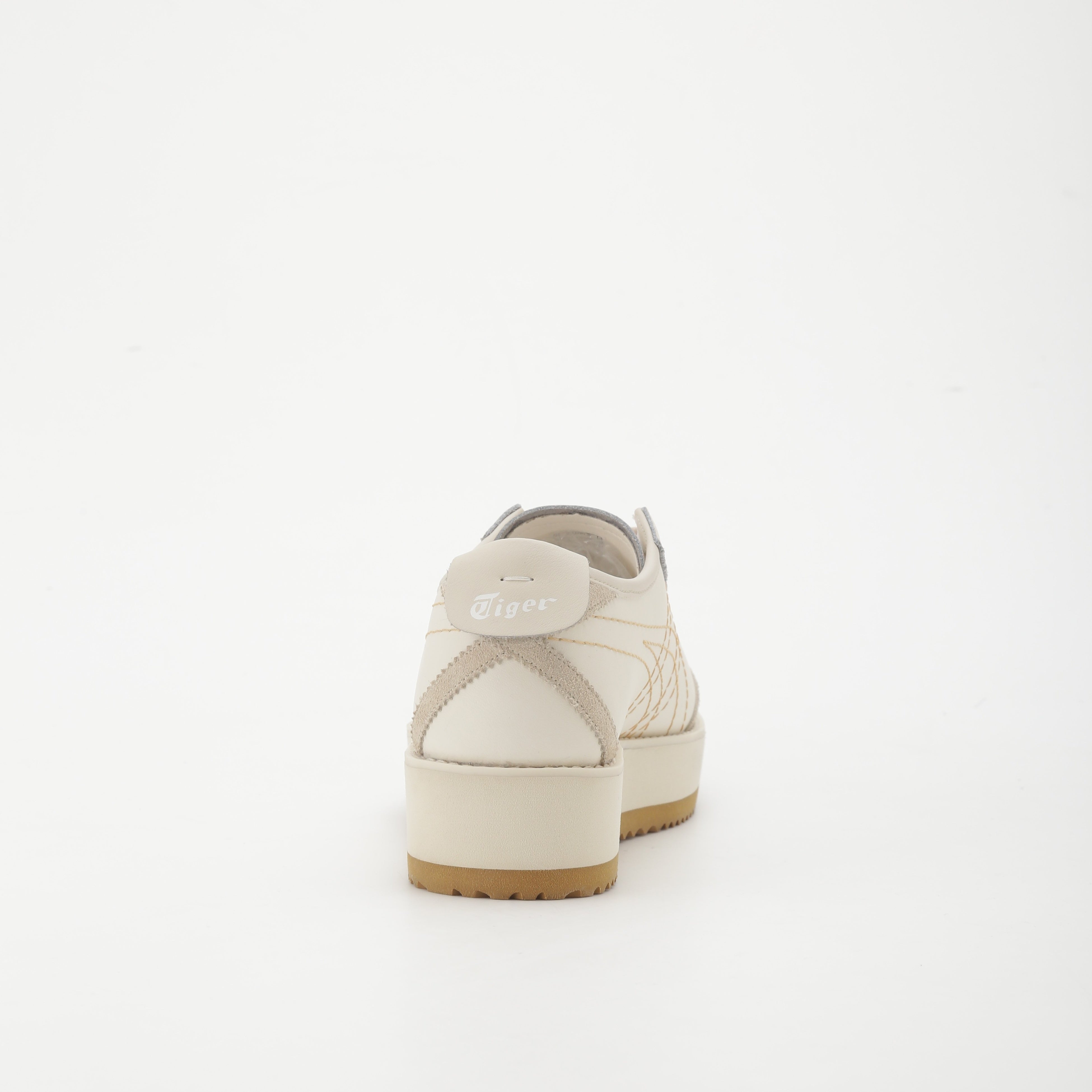 MEXICO 66 CHUNK 運動鞋的側面輪廓細節